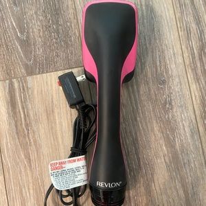 Revlon One Step Hairdryer